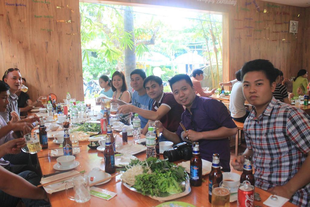 โรงแรมงอย ญา ซัญ ดานัง ภายนอก รูปภาพ