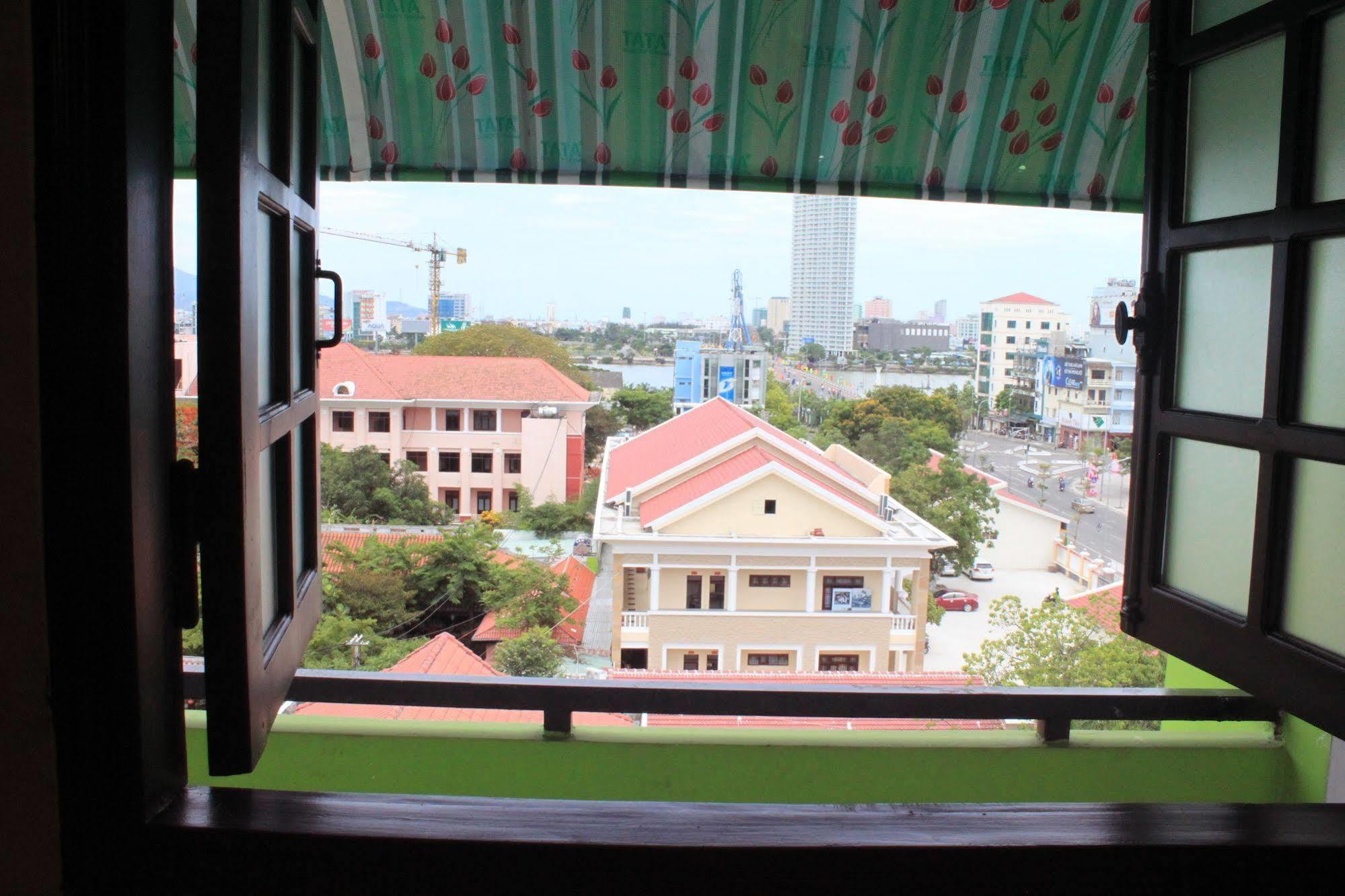 โรงแรมงอย ญา ซัญ ดานัง ภายนอก รูปภาพ